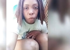 Did u miss me, im back flashing my large butt outdoors...