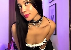 Webcam Teen masturbates and pretends you came in her mouth