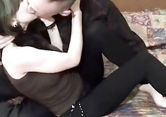A skinny brunette hair and a golden-haired share one penis on a patterned hotel daybed, sucking and riding in raw amateur style.