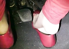 Here u'll watch me pedal pumping my Bravo wearing my red patent ballet flats and trousers on my exposed hose, u'll watch my hosed feet very 
