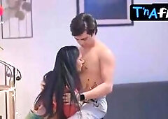 Jayshree Gaikwad Sexy Scene  in Karonaa