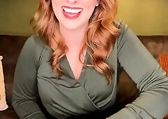 Hot redhead giving close up of her large cunt hole