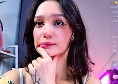 Masturbating piss fetish slut toying her ass