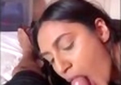 Class Mein Girlfriend Ki Chuchiyan Dabate Hue Missionary Chudai