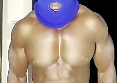 BLACK MUSCULAR WOLF PECS WORSHIP, COCK DRAINED TOTAL MUSCULAR WORSHIP