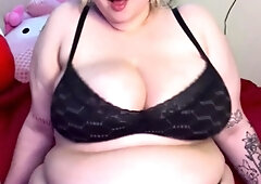 Big boobs milf masturbates with her dildo