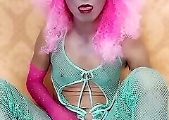 Oanh Le transgender wearing sexy clothes porn cucu too much pleasure