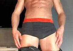Amazing hunk cum over his perfect body